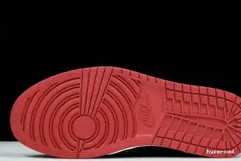 Hyperoad JORDAN MENS RED OG RETRO “BANNED” AIR HIGH 1 0524